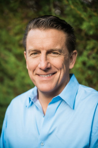 Dr. Robert Jackson