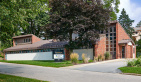 UI Health Care, Dubuque, Mazzuchelli Street
