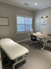 Aura Functional Neurology Center Exam Room