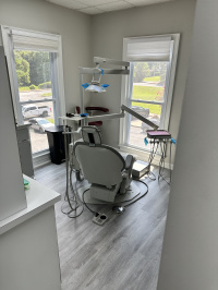 Teeth whitening service