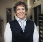 Dr. Noel C Nowicki, MD