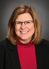 Lynn R Calaway