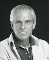 Dr, Gary Auerbach 0