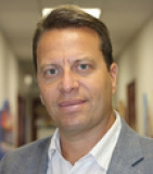 Dr. Raz Winiarsky, MD