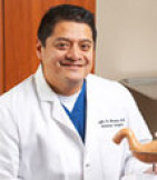 Dr. Julio M Rivera, MD