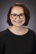 Stefanie Kananda, DO