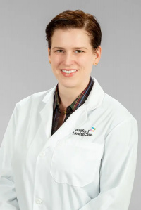 Dr Danielle Hagglund, DO - Newington, CT - Family Medicine
