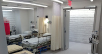 Recovery Room at Dr. Kenneth Hughes's Surgical Center in Los Angeles 23