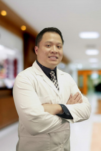 Malaka Mustafa, PA-C - Interventional Pain Physician Assistant at Thrive Orthopaedics and Thrive Med 0