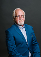 Dr. Douglas E Holford, MD