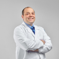Christopher Russo, MD - Bristol, CT - Ophthalmology