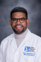 Hunter Gomez-Roberts, MD