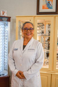 Dr. Claudia Chavez, O.D. 1