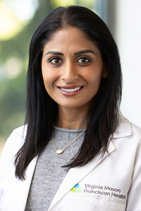 Anshita Thakkar, DPM