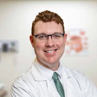 Dr. Daniel Travis, MD