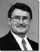 Dr. Robert Manis, MD