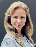 Adriana Correa Porter, DMD