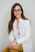Dr. Alejandra Carolina Vivas, MD