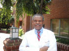 Dr. Alonzo M Bell, DDS