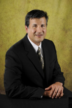 Carlos Cruz, DDS