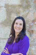 Dr. Amanda K Olejniczak, DDS