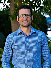 Dr. Nathan Simarro 0